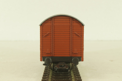 Вагон грузовой, крытый, 2-х осный DB, коричневый, HO, 46042, Roco 1:87