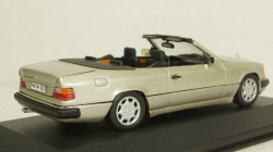 Mercedes E300 Cabriolet, A124, Minichamps 1:43