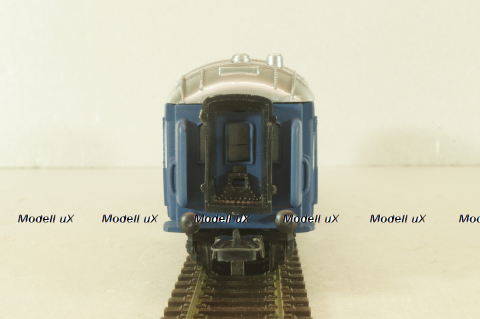 Вагон пассажирский Pullman 1-st classe, 4-х осный, DB, #90404, blue/white/silver, Lima 1:87 HO