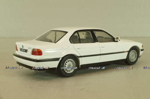 BMW 750i (E38) 1994, white, 070232, Herpa 1:43