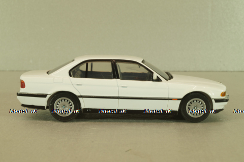 BMW 750i (E38) 1994, white, 070232, Herpa 1:43
