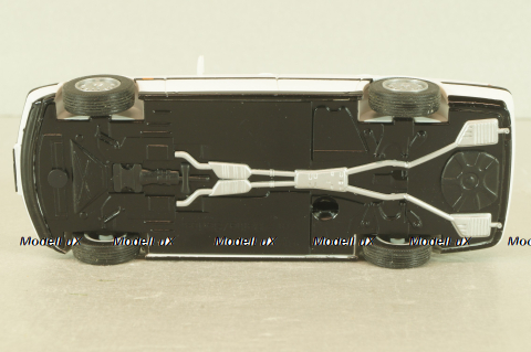 BMW 750i (E38) 1994, white, 070232, Herpa 1:43