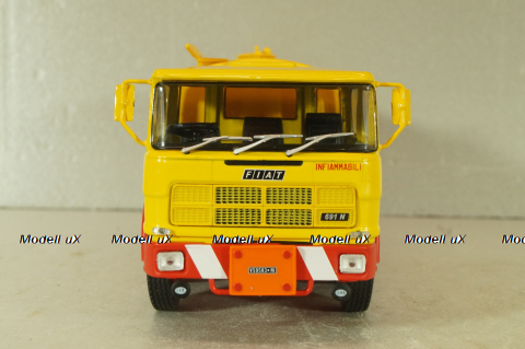 Fiat 691 N fuel tanker "Shell" 1970, yellow/red, Camion D'epoca #73, 1:43