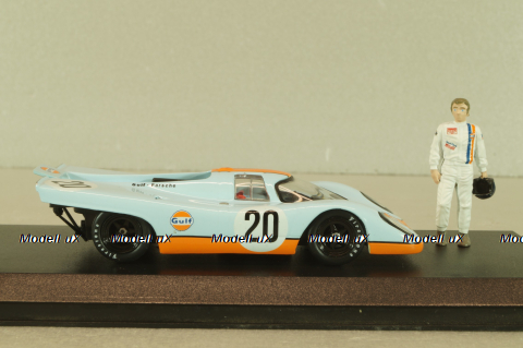 Porsche 917K Gulf #20 with figuren Steve McQueen, blue, McQueen Collection, 86435, Greenlight 1:43