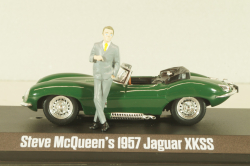 Jaguar XKSS 1957 with figuren Steve McQueen, green, McQueen Collection, 86434, Greenlight 1:43