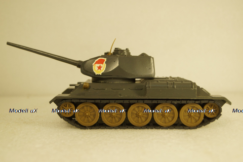 Т-34-85, Средний танк, з-д Арсенал, г. Ленинград 1:43 