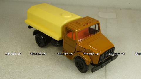Зил-4331, коричневый/желтый, з-д Вега 1:43 