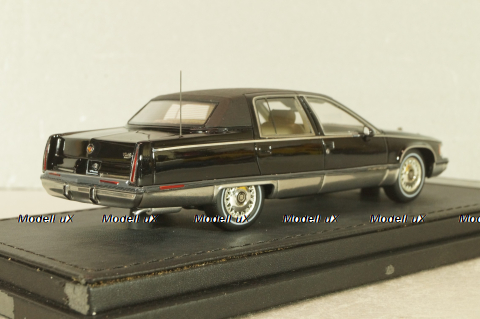 Cadillac Fleetwood 1993, black, VAV 1:43