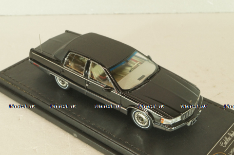 Cadillac Fleetwood 1993, black, VAV 1:43