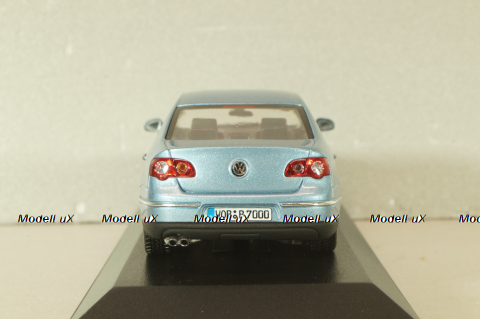 Volkswagen Passat(B6)  2005, light blue, 3C0099300Y7R, Minichamps 1:43