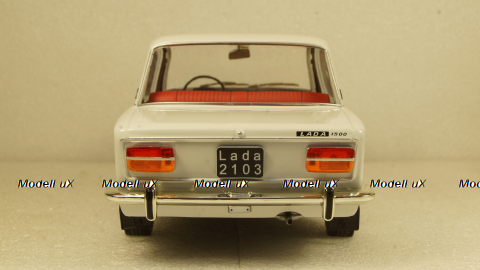 ВАЗ 2103 Жигули LADA 1972, T9-1800263, Triple9 1:18