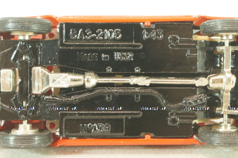 Ваз-2105 А39 Жигули, красный, Тантал/Радон 1:43