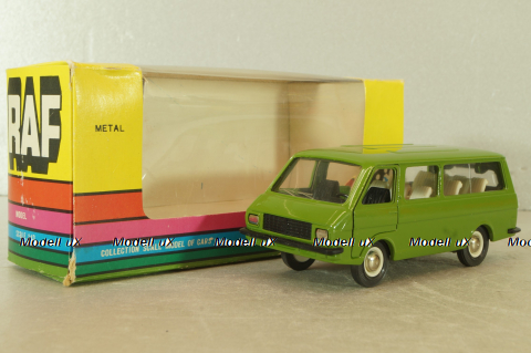 Раф-2203 Латвия А18, оливковый, Тантал/Радон 1:43