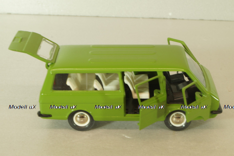 Раф-2203 Латвия А18, оливковый, Тантал/Радон 1:43