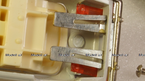 Москвич 408 А1 3 зажима, белый, Тантал/Радон 1:43 