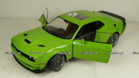 Dodge Challenger R/T Scat Pack Widebody 2020 Green, S1805704, Solido 1:18