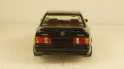 MERCEDES 190 2.3 - 16 1984 BLACK METALLIC, Norev 1:43
