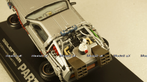 Delorean Back to the Future part II, Skynet 1:43 Уценка!