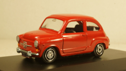Seat 500 red, Gusval 1:43 Уценка!