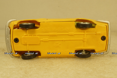 Maserati Mistral Coupe, желтая, Ремейк 1:43