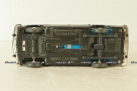 Газ-3102 Волга, черная,  Агат 1:43