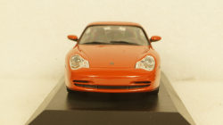 PORSCHE 911 COUPÉ - 2001 - ORANGE RED METALLIC, 940061021, Maxichamps 1:43