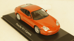 PORSCHE 911 COUPÉ - 2001 - ORANGE RED METALLIC, 940061021, Maxichamps 1:43