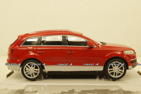 Audi Q7 V8 4.2 FSI 2006, red, Cararama 1:43