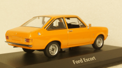 Ford Escort 1975, orange, 940084101, Maxichamps 1:43