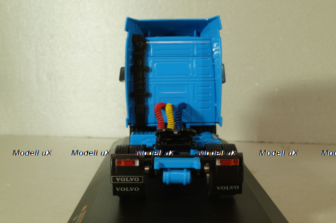 Volvo FH12 tractor 1994, blue with dilver strips, TR018, IXO 1:43 Уценка!