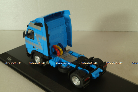 Volvo FH12 tractor 1994, blue with dilver strips, TR018, IXO 1:43 Уценка!