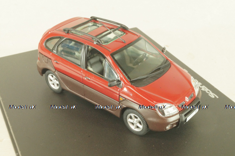 Renault Scenic RX4 2.0 16V, red/grey, Universal Hobbies 1:43
