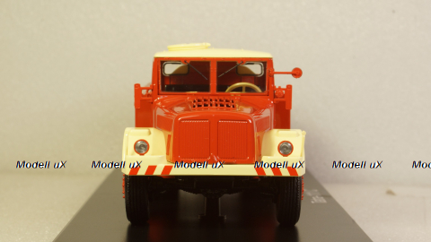 Tatra 111 C (бензовоз) 1947, PCL47032, Premium Classixxs 1:43