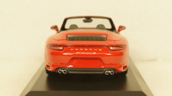 PORSCHE 911 (991.2) CARRERA 4S CABRIOLET 2017 RED, 410067230, Minichamps 1:43
