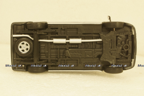 Ford Transit Bus 2000 silver, Minichamps 1:43