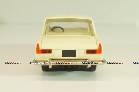Москвич-408 А1, слоновая кость, Сентябрь 1979г., Олимпиада 80, капот 2 зажима, Тантал/Радон 1:43 Новая