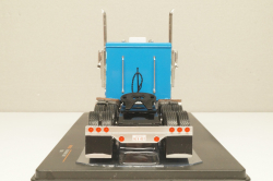 Marmon GHDT tractor 1990, blue, TR216, IXO 1:43