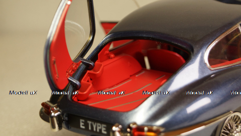 Jaguar E Type (RHD) dark blue, KYO8954BL,  Kyosho 1:18