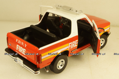 Ford Bronco FDNY 1996 white/red/orange, 19118, Greenlight 1:18