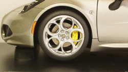 Alfa Romeo 4C 2013 greymetallic, 70187, Auto Art 1:18