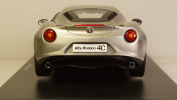 Alfa Romeo 4C 2013 greymetallic, 70187, Auto Art 1:18