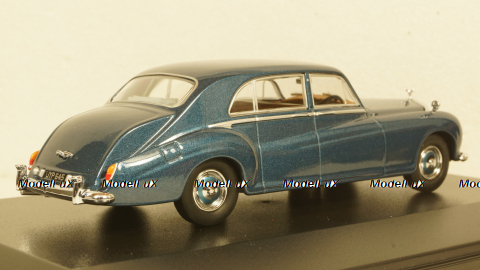 Rolls Royce Phantom V James Young metallic-blue, Oxford 1:43 Уценка!