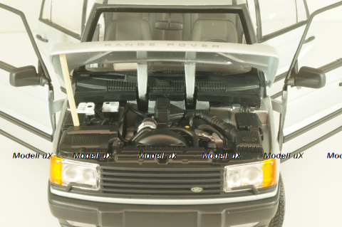 Range Rover 4.6 HSE (P38) 1994, silver, 087454, Auto Art 1:18 Уценка!