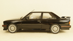 BMW M3 E30 Sport Evolution 1990 black, S1801501, Solido 1:18
