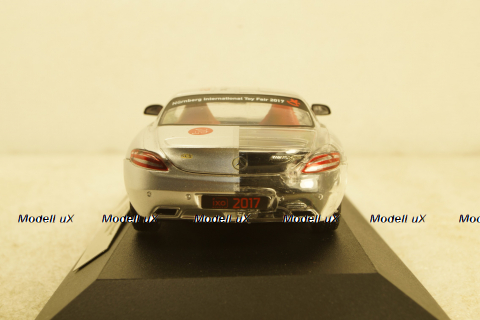 Mercedes SLS AMG ToyFair Nürnberg 2017, silver, IXO 1:43