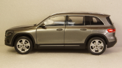 Mercedes GLB (X247) metallic-grey, Z-Models 1:18 