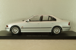 BMW 530d (E39) Sedan 1997, silver, 181051, KK-Scale 1:18