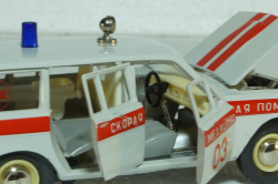 Газ-2402 Волга, А24, Скорая медицинская помощь, Тантал/Радон 1:43