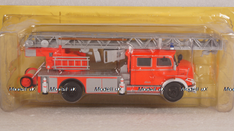 Mercedes L1519 DLK30 Metz Fire Engine Scala Germany Altaya  1:43