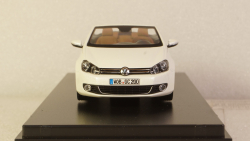 Volkswagen Golf 7 Cabrio, Schuco 1:43